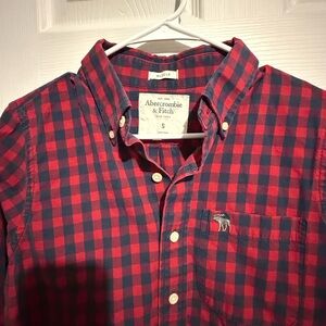 Abercrombie & Fitch Men's Red and Blue Plaid Shirt